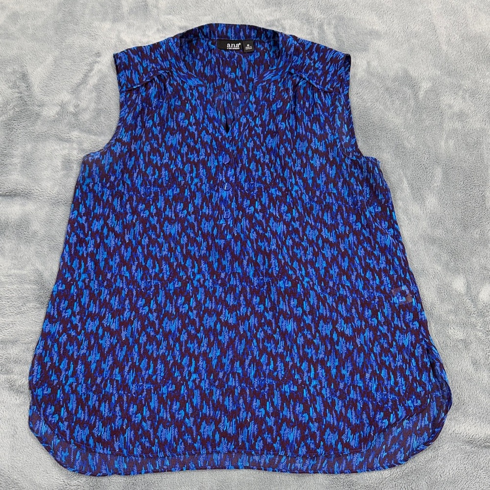 a.n.a Blue Patterned Sleeveless V-Neck Camisole
